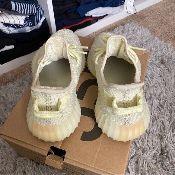 Yeezy 350 V2 butter butters size 5 - Picture 4 of 8